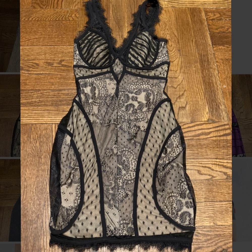 Bebe Lace Dress Size XS